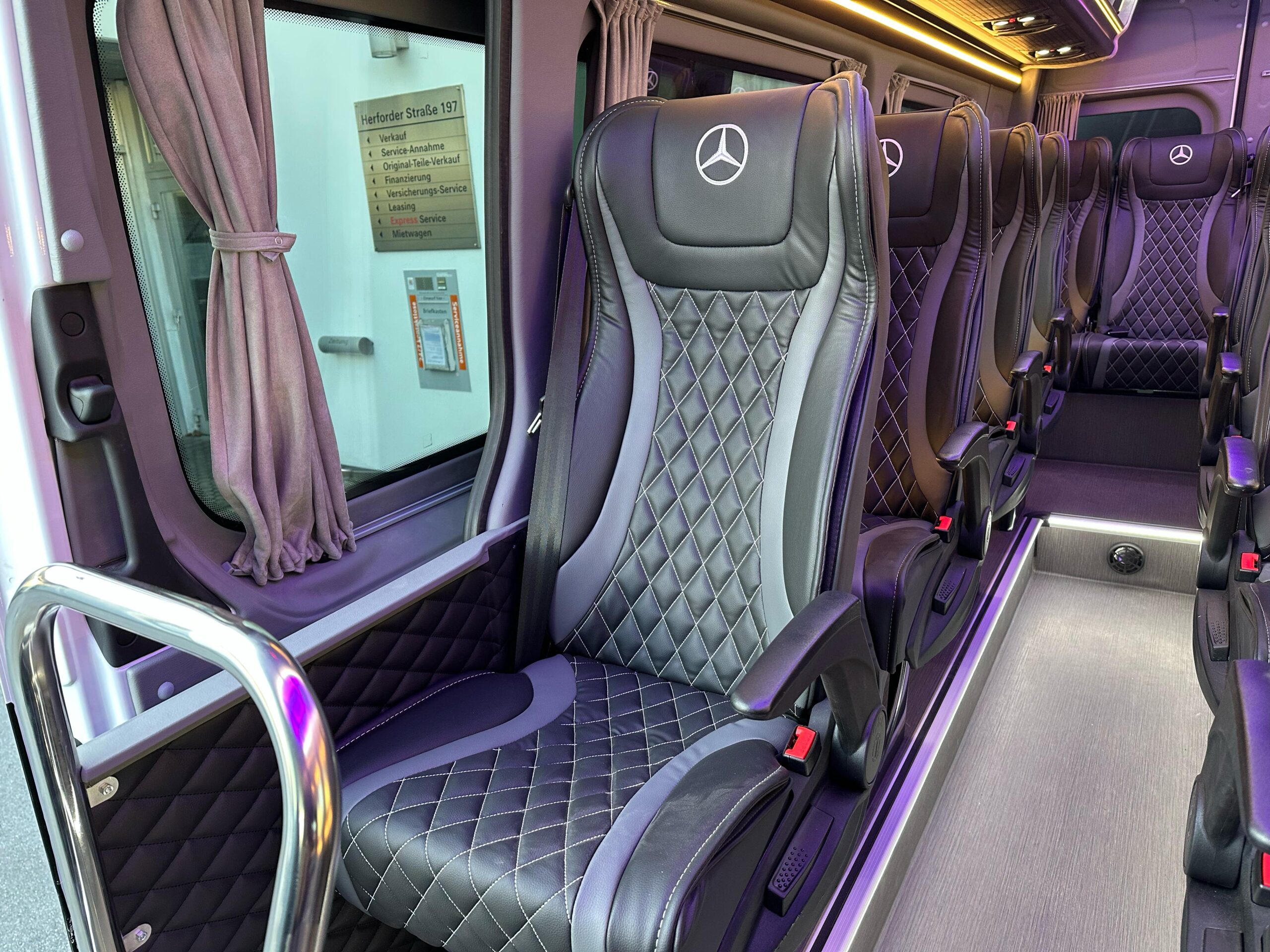 Mercedes-Benz Sprinter 519 18+1 turizm aracı proje görseli 7