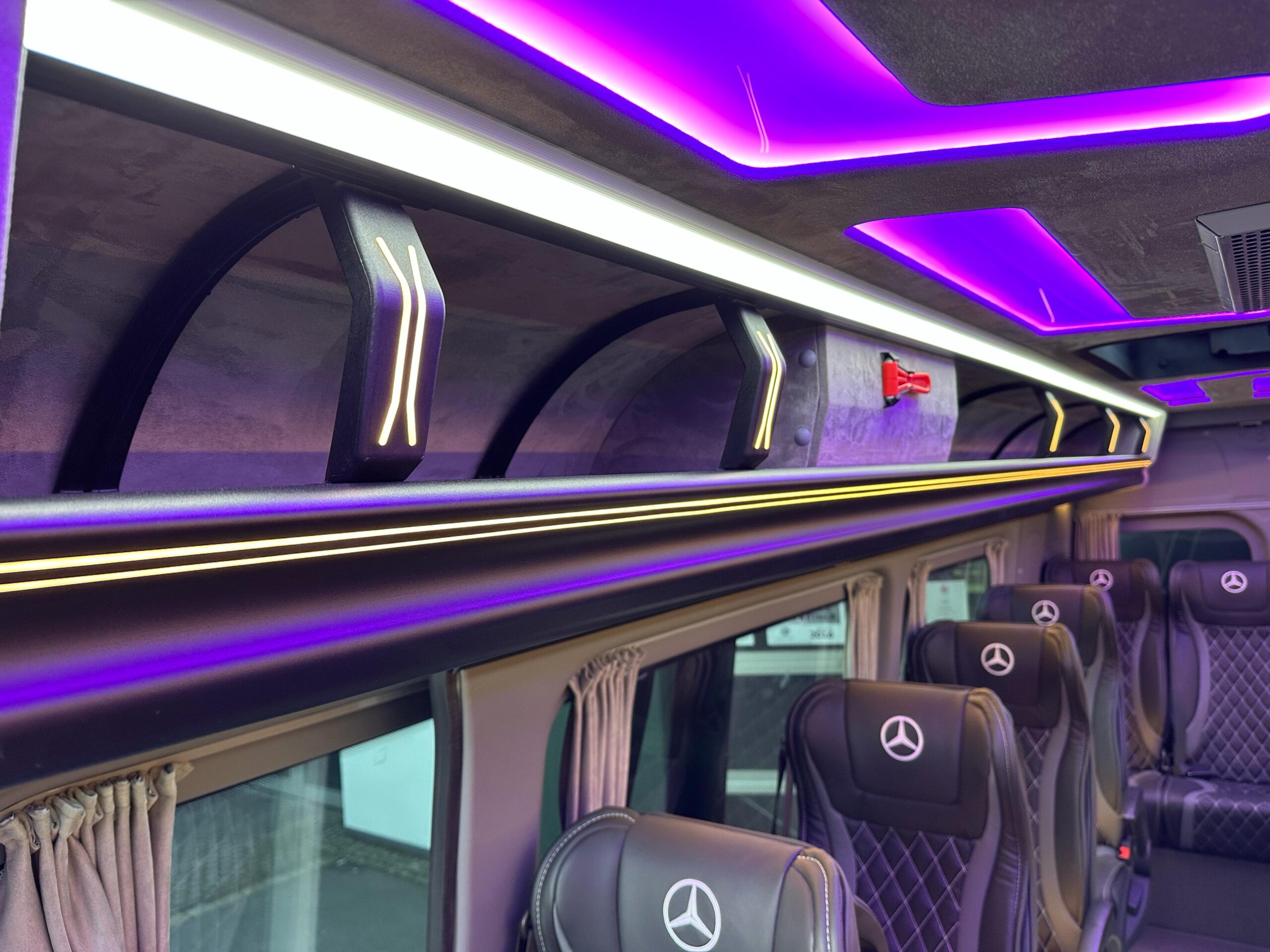 Mercedes-Benz Sprinter 519 18+1 turizm aracı proje görseli 10