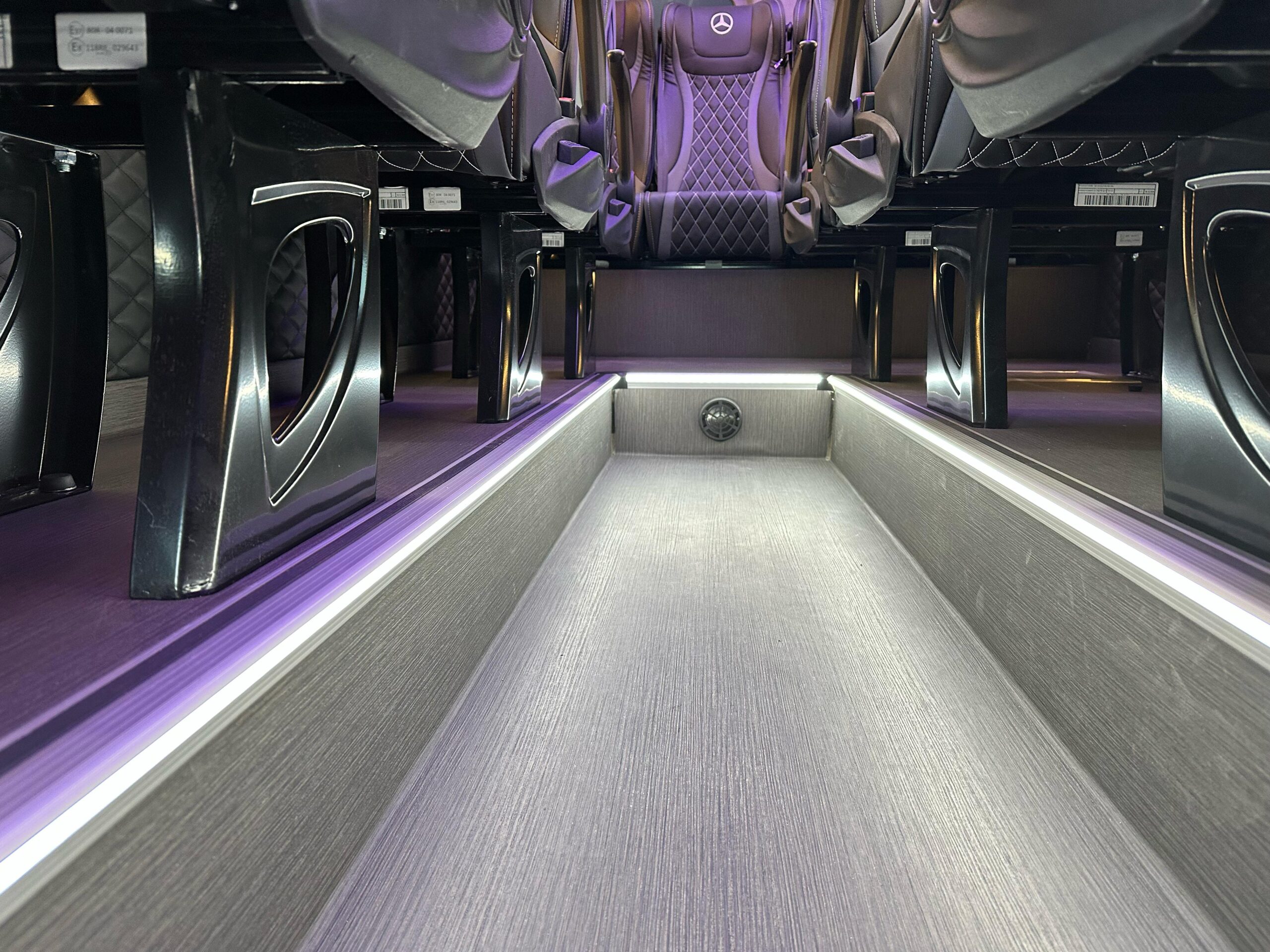 Mercedes-Benz Sprinter 519 18+1 turizm aracı proje görseli 14