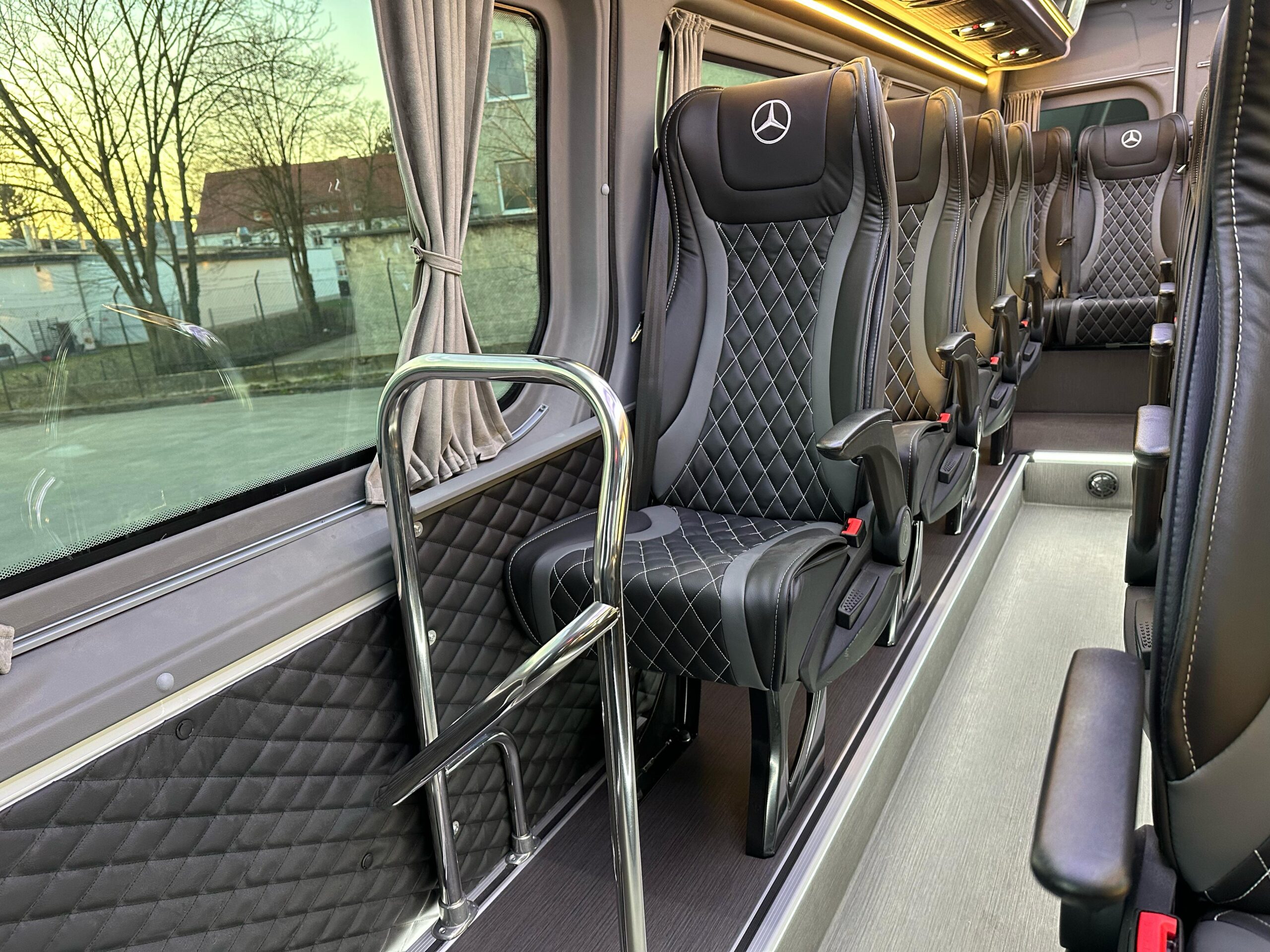 Mercedes-Benz Sprinter 519 18+1 turizm aracı proje görseli 35