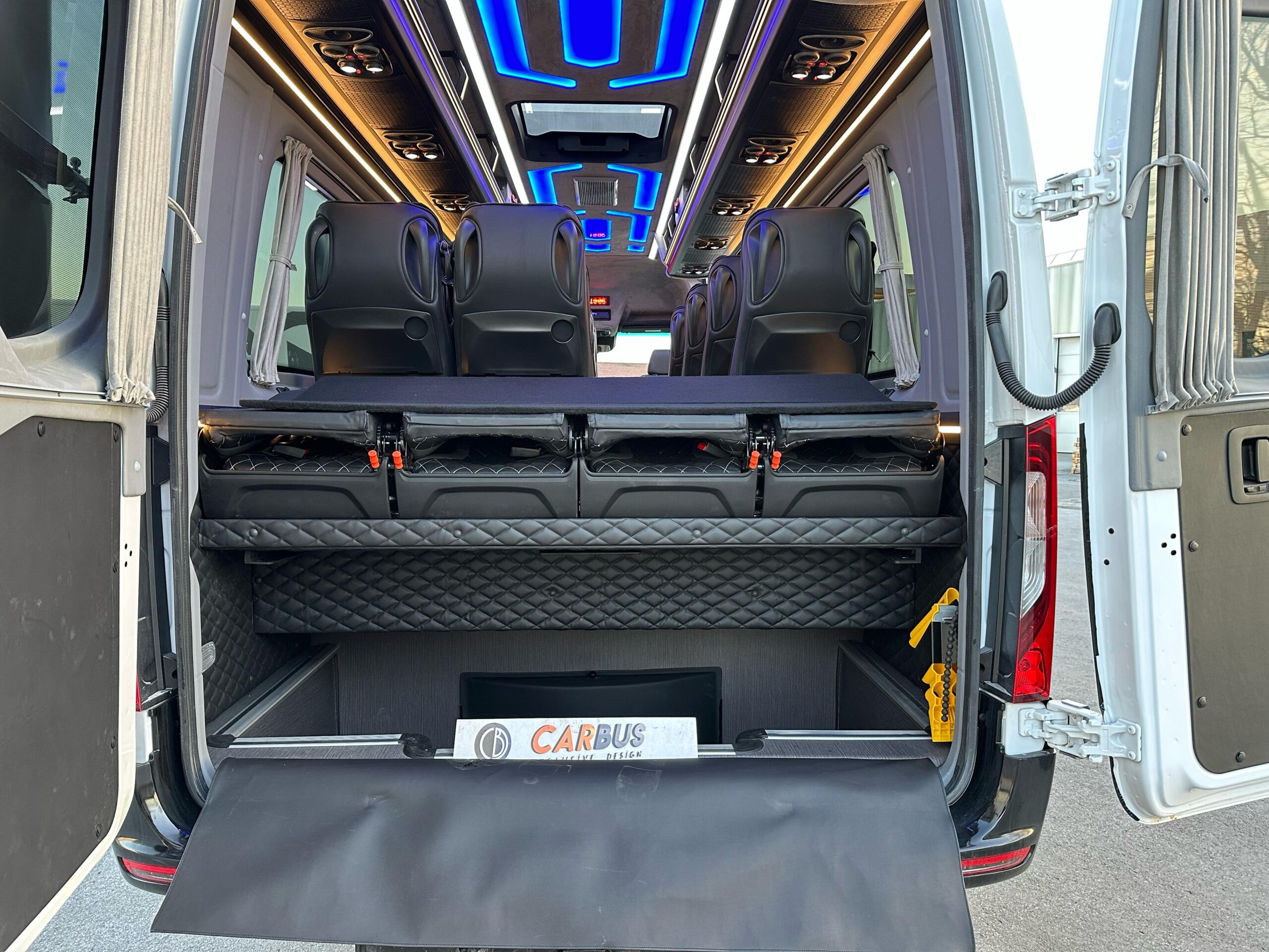 Mercedes-Benz Sprinter 519 18+1 turizm aracı proje görseli 44