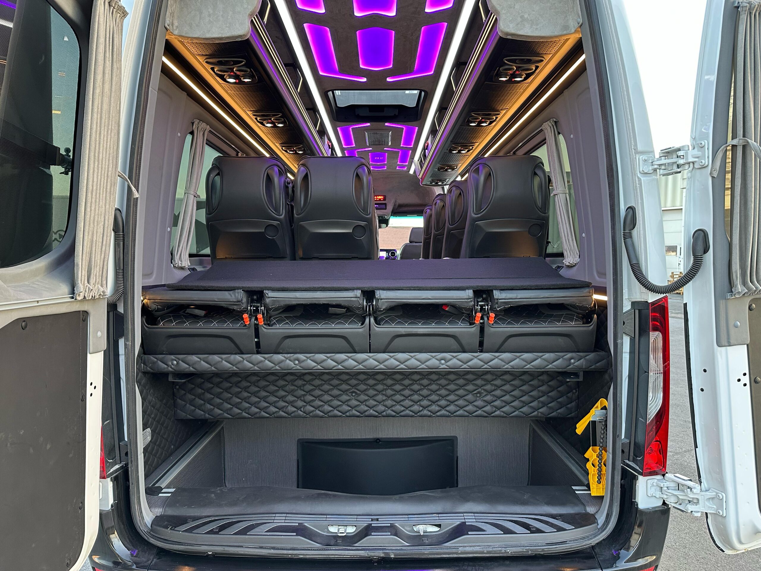 Mercedes-Benz Sprinter 519 18+1 turizm aracı proje görseli 46