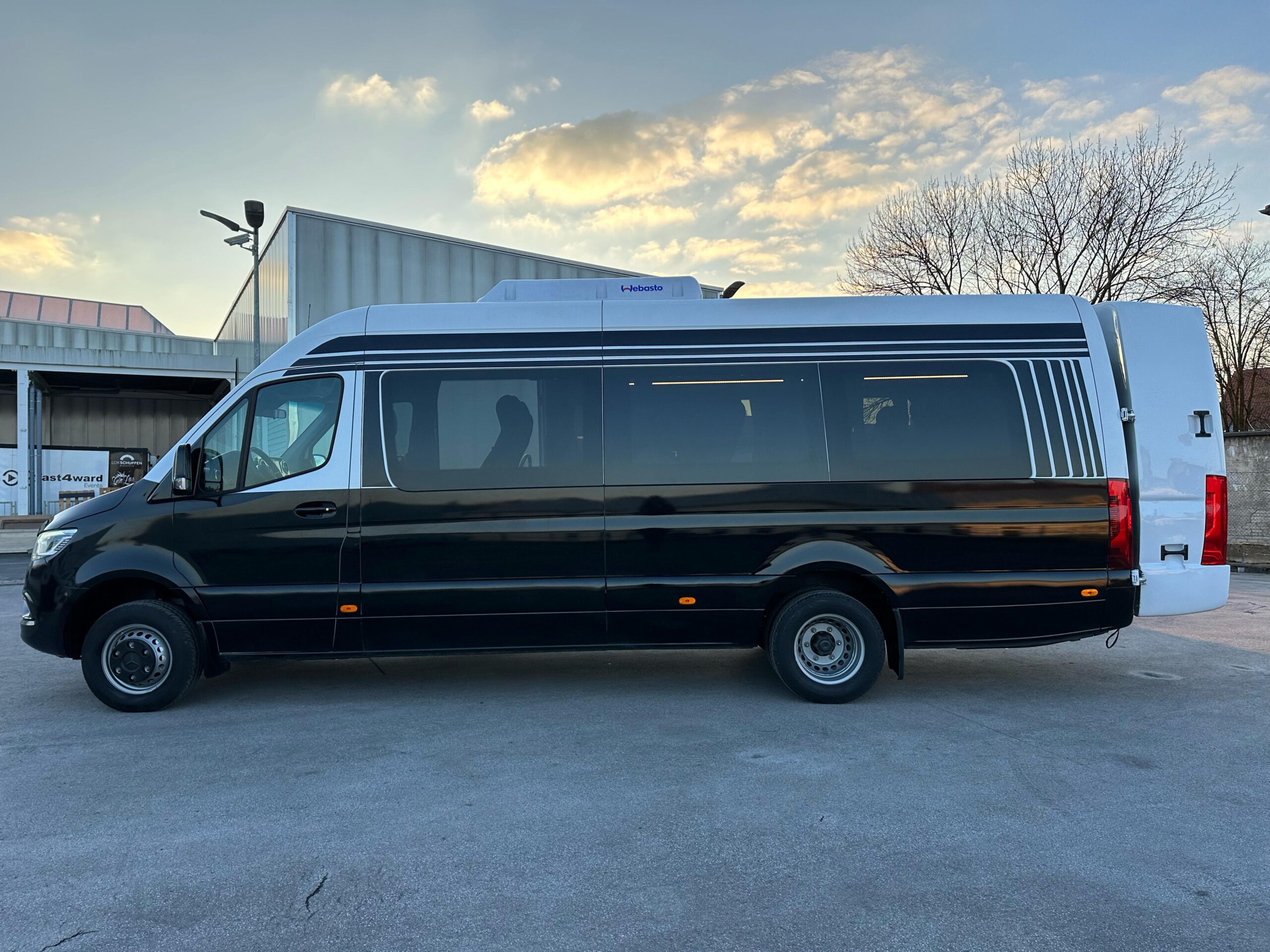Mercedes-Benz Sprinter 519 18+1 turizm aracı proje görseli 52