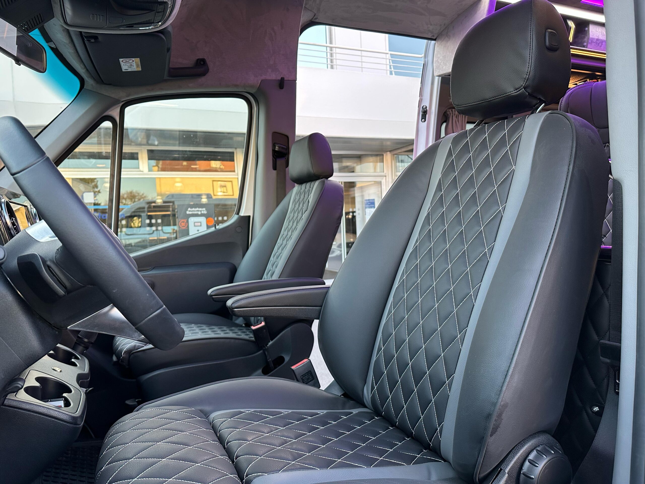 Mercedes-Benz Sprinter 519 18+1 turizm aracı proje görseli 62